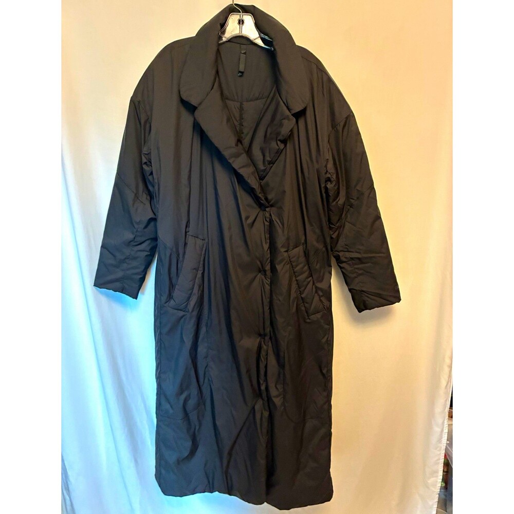 Lululemon Trench Coat size 12 Puff Black Long Snap Front Pockets Women’s winter